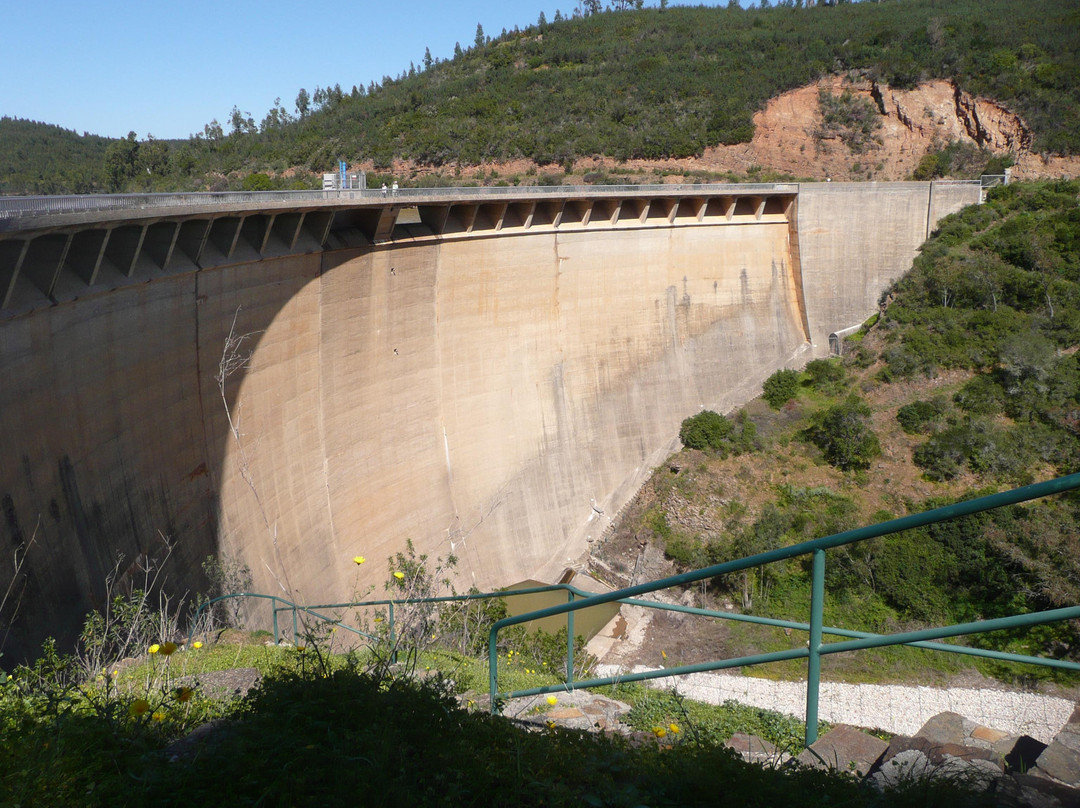 Barragem da Bravura景点图片