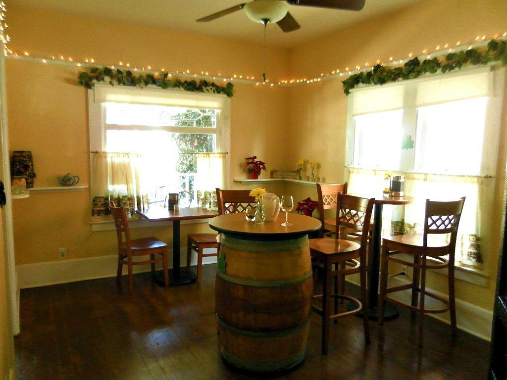 Third Street Wine Shop