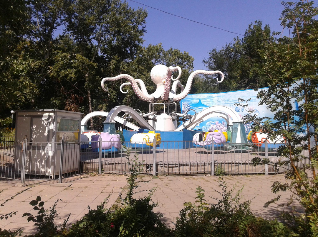 Metallurgist Park-厄斯克门必去景点