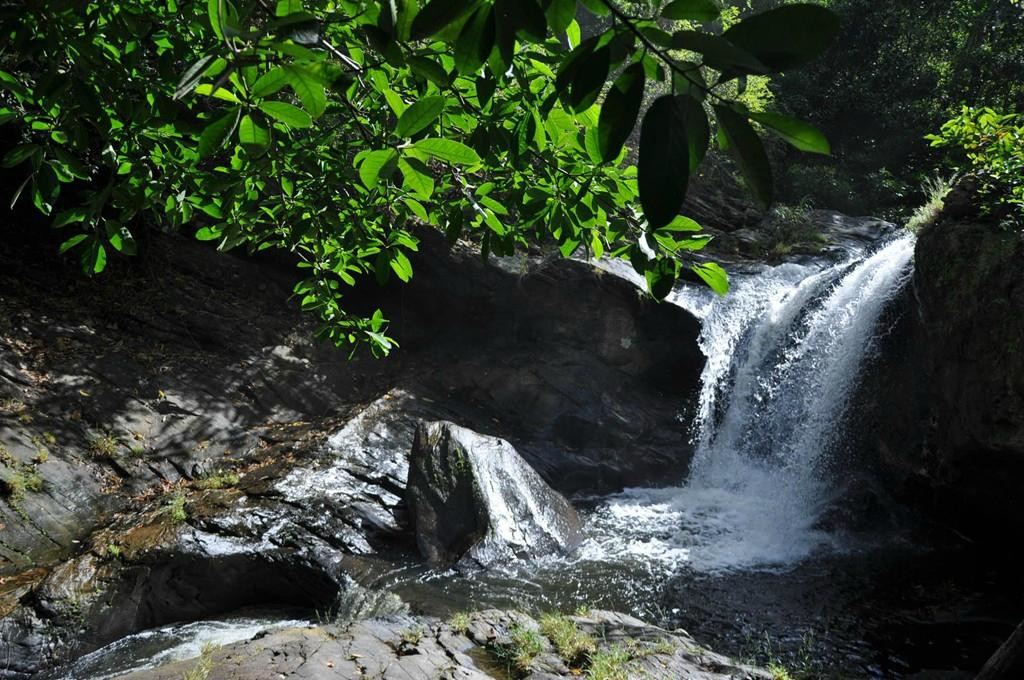 Olanguan Falls-巴拉望岛必去景点