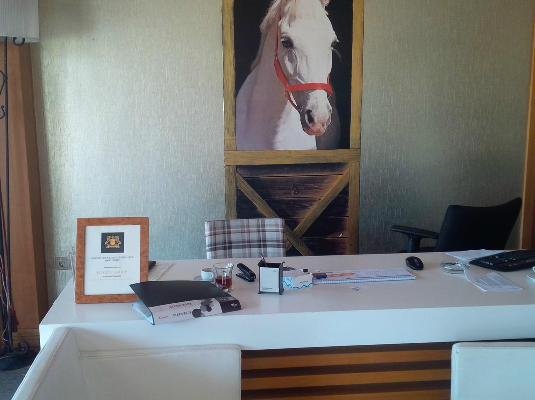 Konvoy Hotel & The Country Club主图