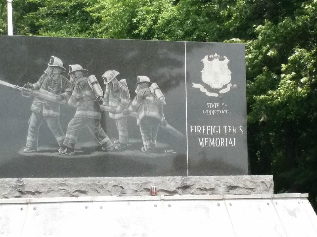 Connecticut Fallen Firefighters Memorial-温莎洛克斯必去景点