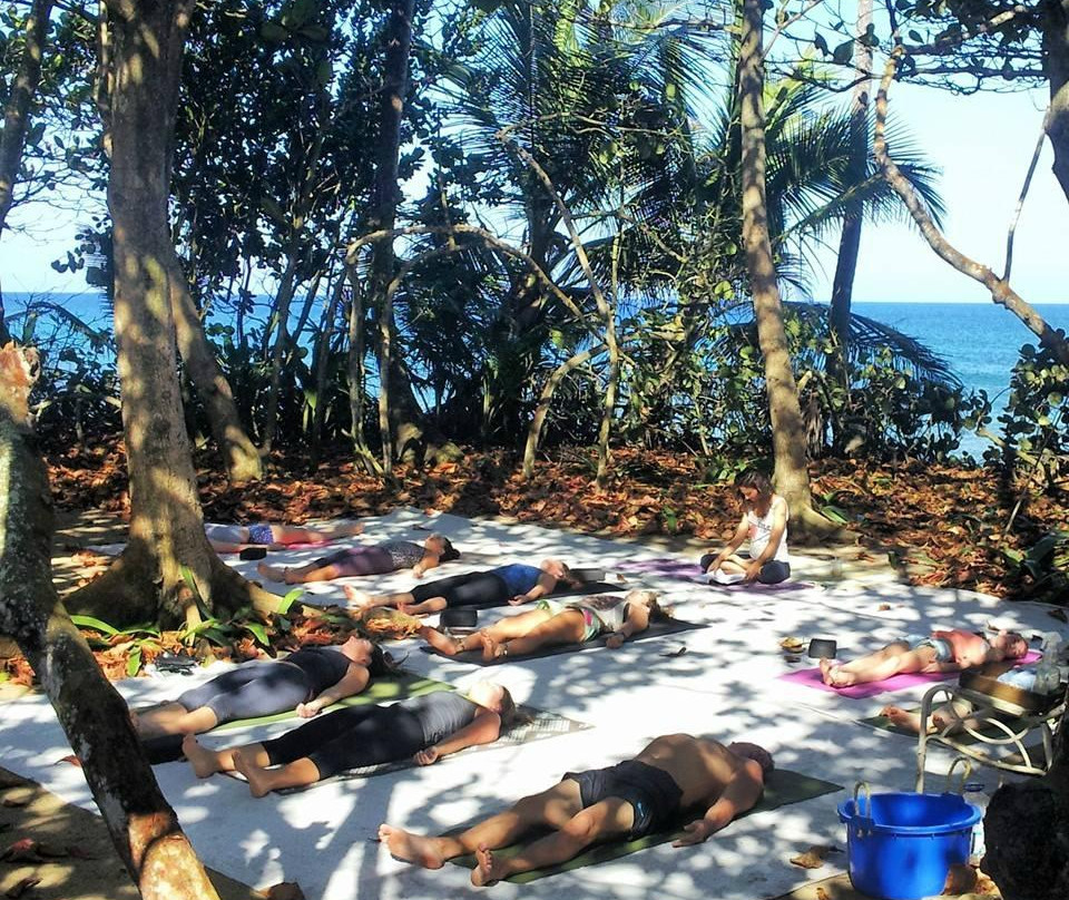 Barefoot Yoga P.r.-吕康必去景点