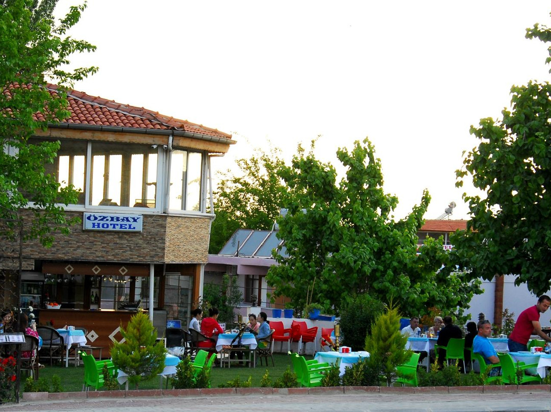 Ozbay Restaurant & Bar