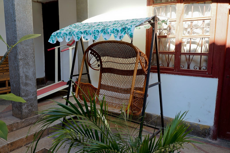 建水草芽国际青年旅舍主图