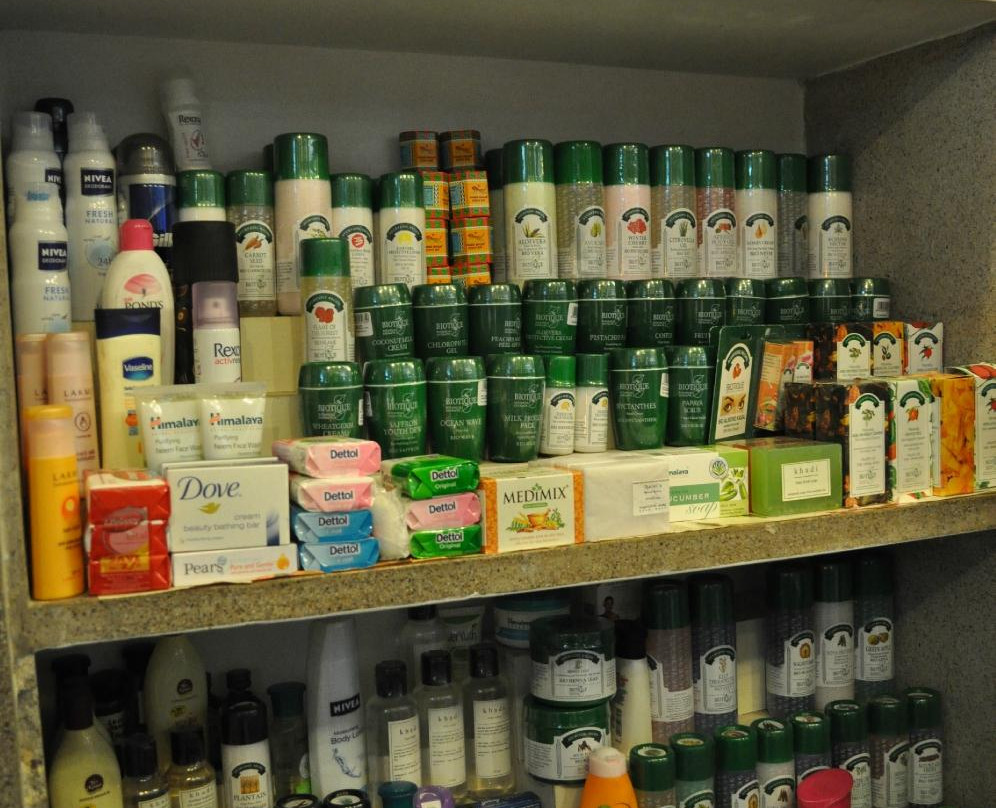 Neelam Handicraft Shop-斋蒲尔必去景点