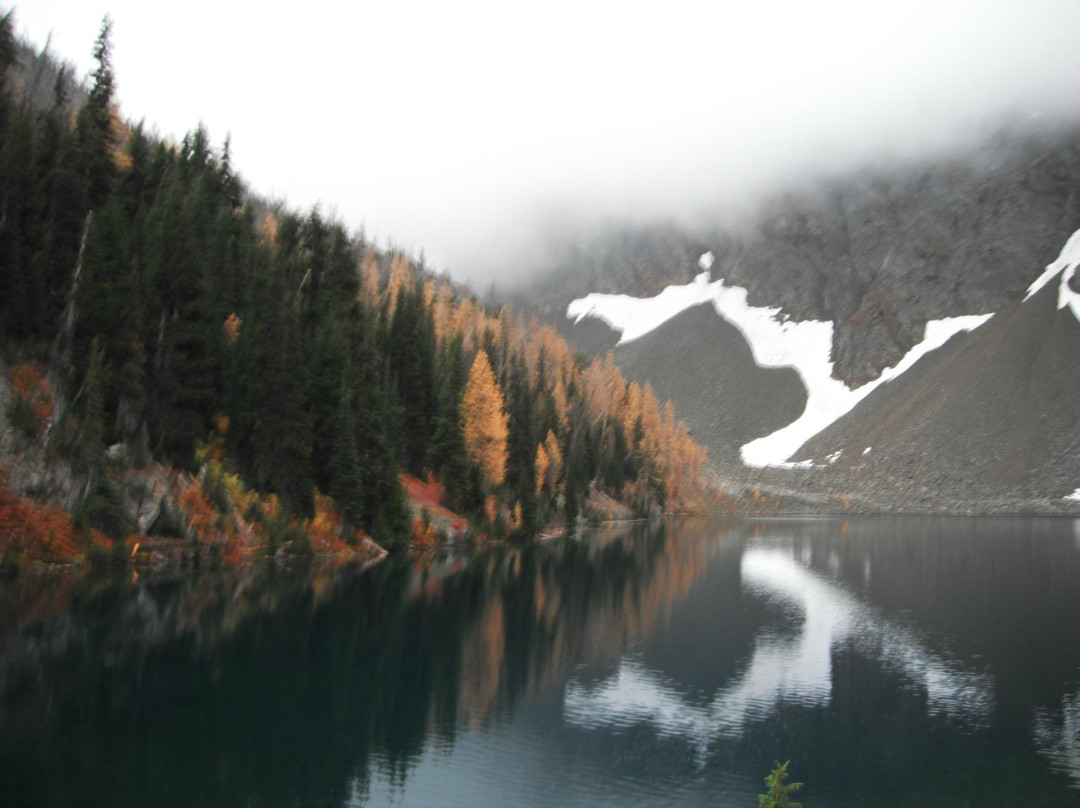 Blue Lake Trail景点图片