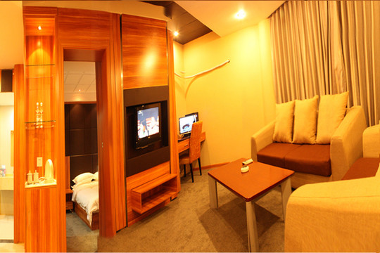 雨辰商务酒店主图