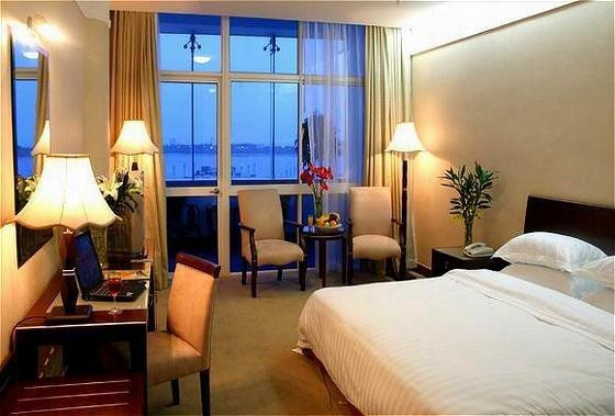 蓝海国际大饭店主图