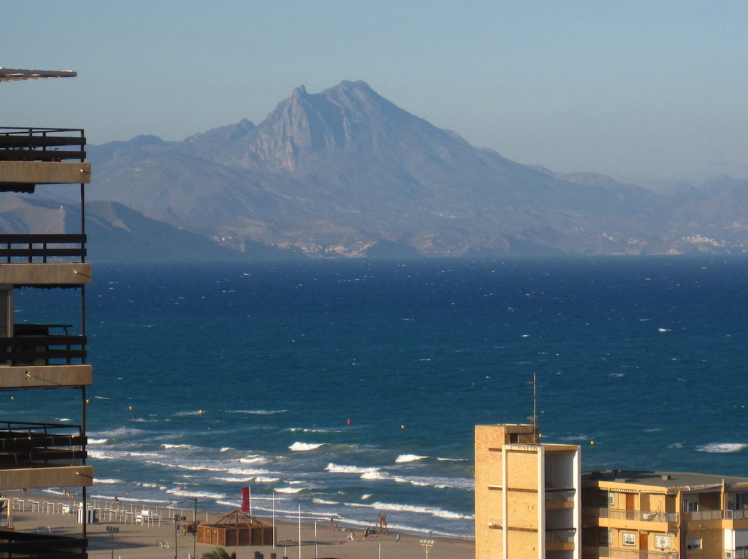 Playa de San Juan景点图片