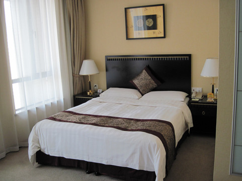 久阳滨江酒店主图