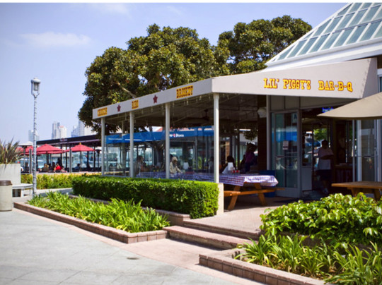 Lil Piggy's Bar-B-Q