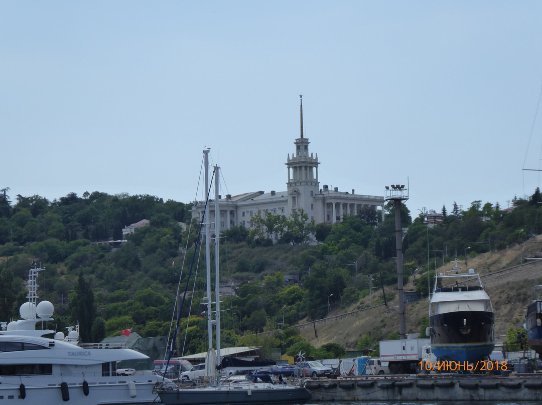 Lavrenev Black Sea Fleet Drama Theatre-塞瓦斯托波尔必去景点