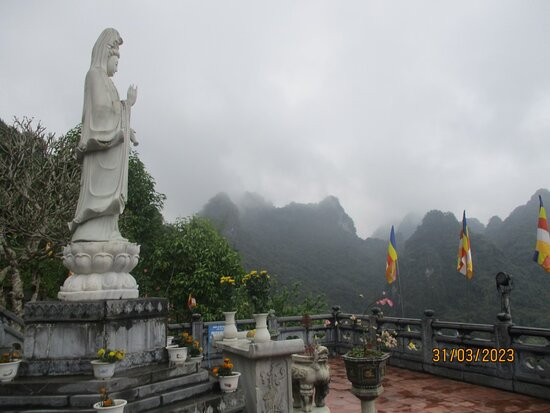 Truc Lam Pagoda-Trung Khanh必去景点