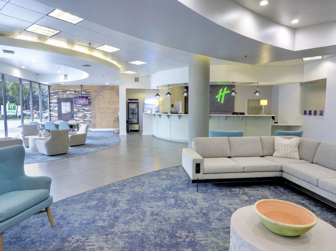 盖恩斯维尔大学中心假日酒店