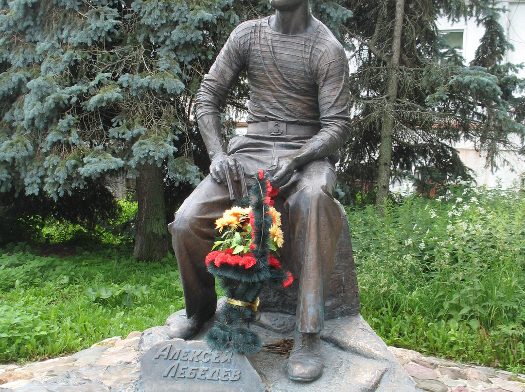Aleksey Lebedev Statue-苏兹达尔必去景点