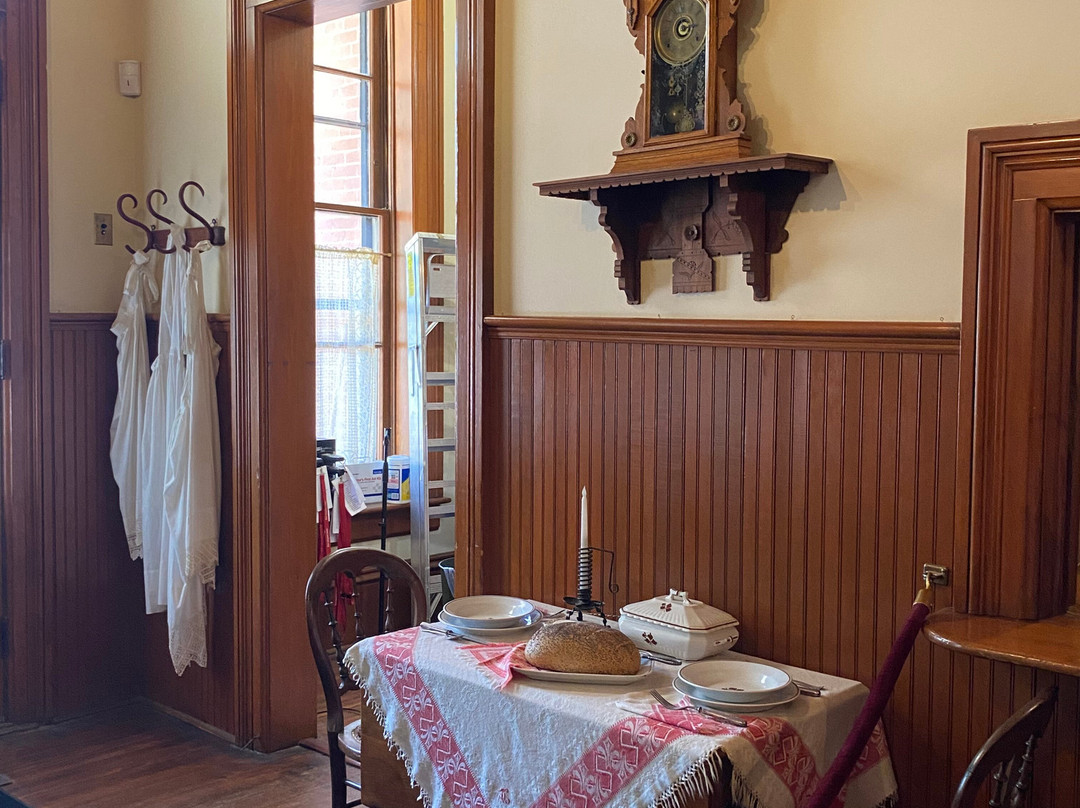 Historic General Dodge House-康瑟尔布拉夫斯必去景点