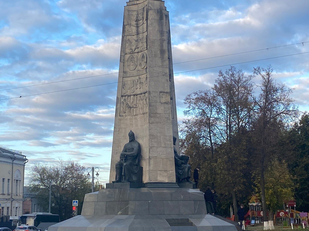 Monument 850 Years of Vladimir-弗拉基米尔必去景点