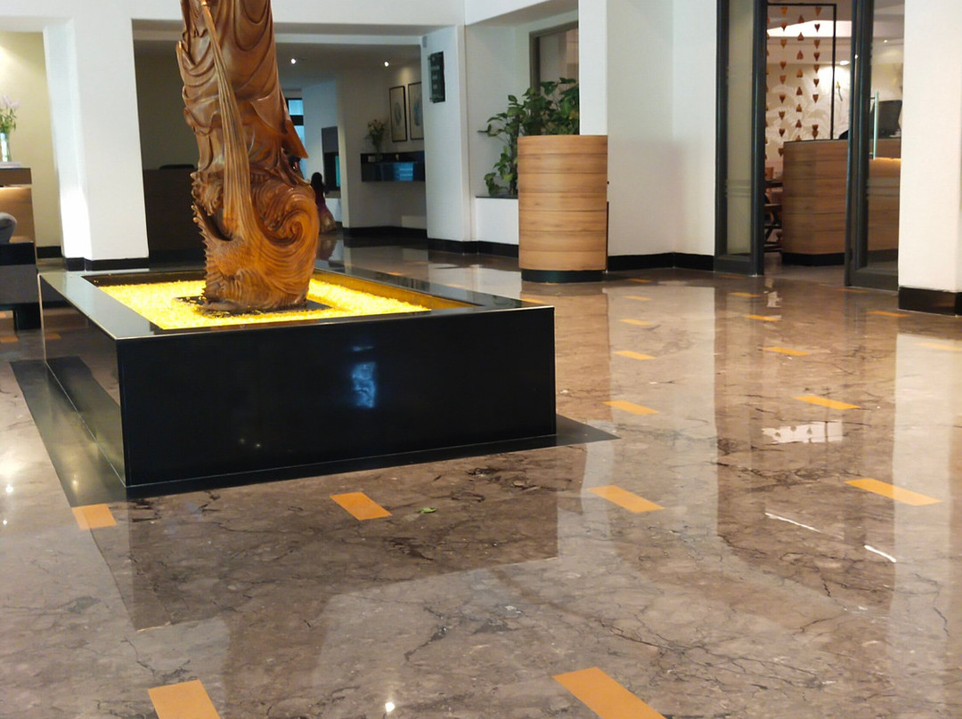 Green Park Hotel