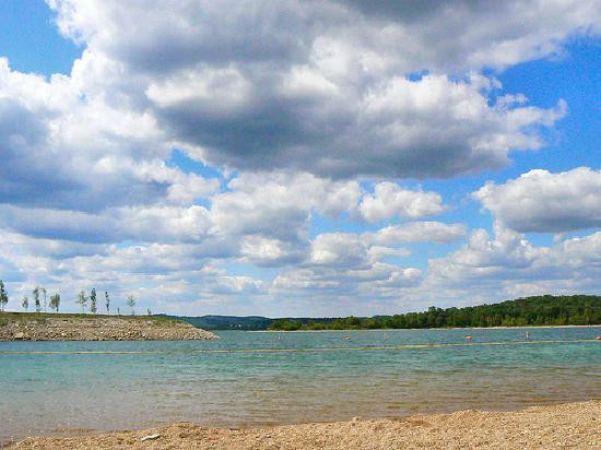 Moonshine Beach-布兰森必去景点