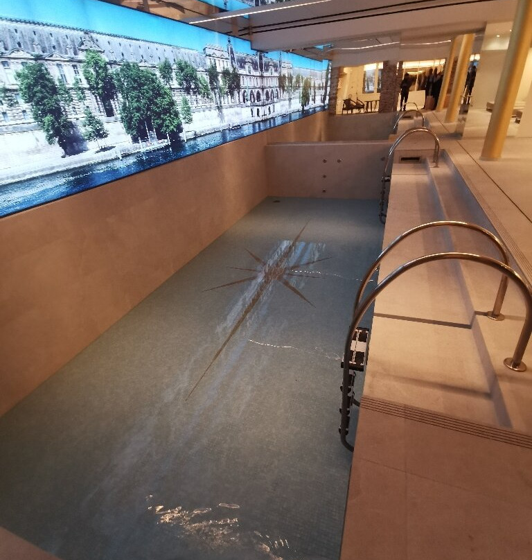 爱思得阿斯特拉歌剧院酒店