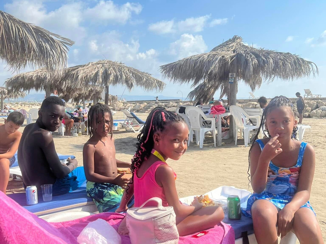 Rest House Tyr Hotel & Resort主图