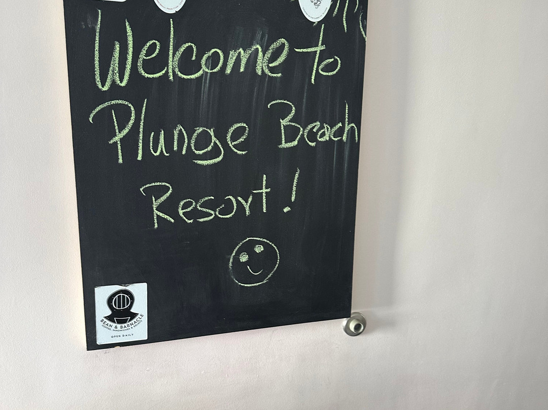 Plunge Beach Resort主图
