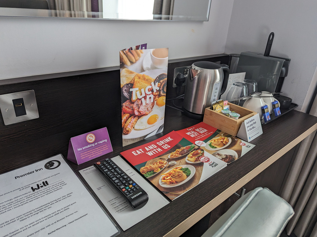 比斯特酒店主图