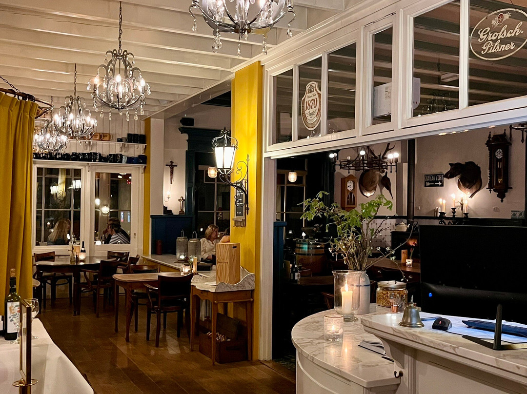 Taverne Hotel主图