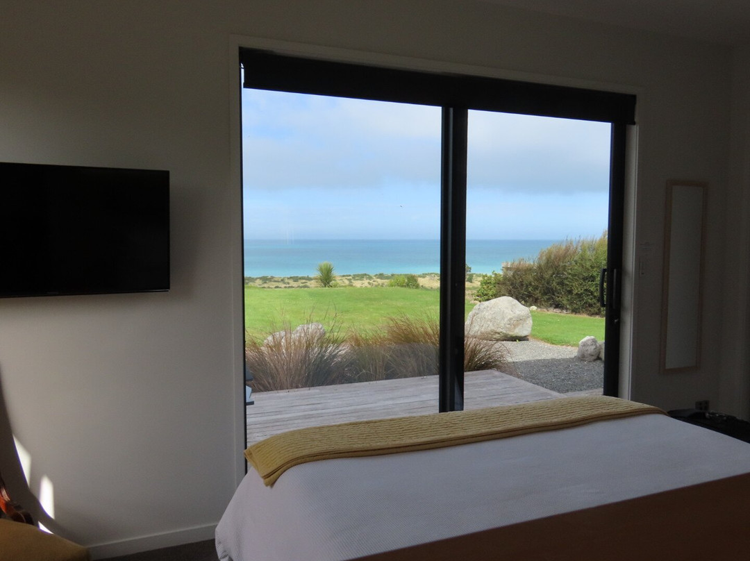 Glenburn Coastal Retreat主图
