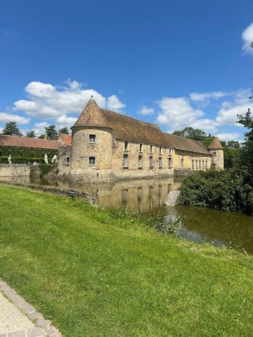 维利尔斯马哈城堡酒店主图