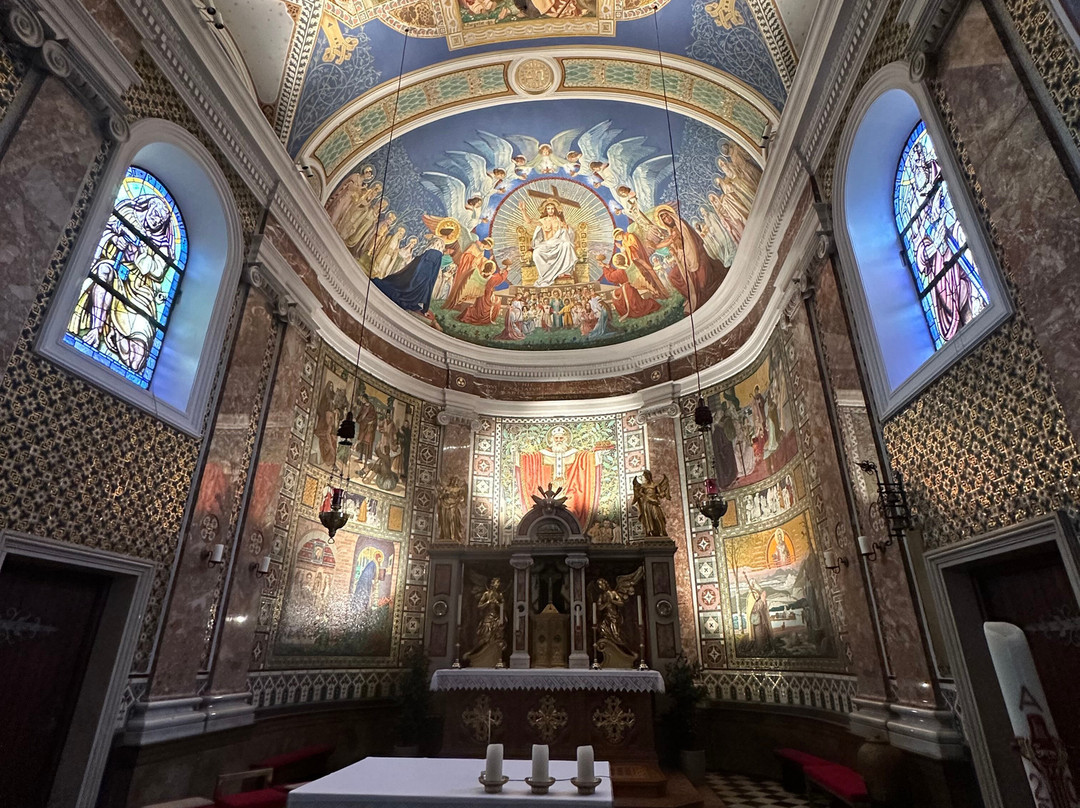 Heiliger Nikolaus church景点图片