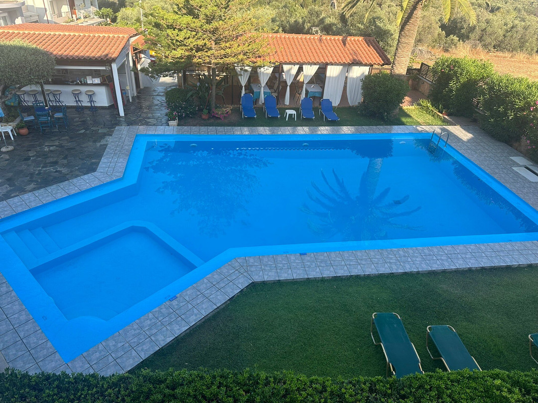 Argo Apartments主图