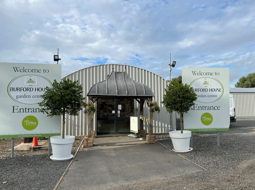 Burford House Garden Centre景点图片