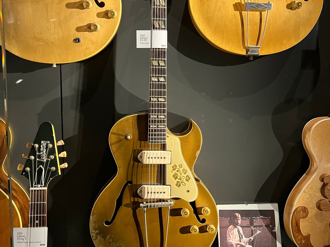 Guitars The Museum-于默奥必去景点