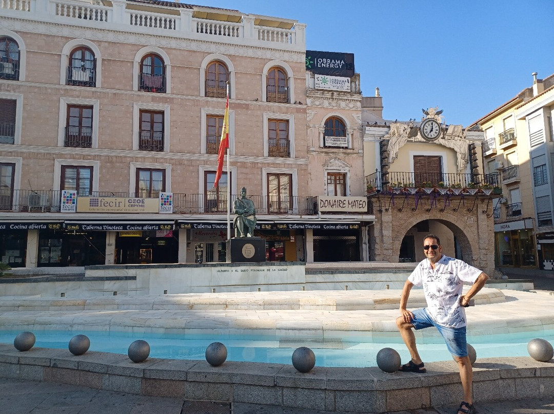 Plaza Mayor-雷阿尔城必去景点