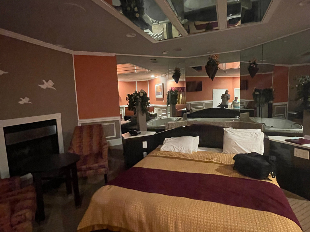 Inn of the Dove Romantic Suites Bensalem主图