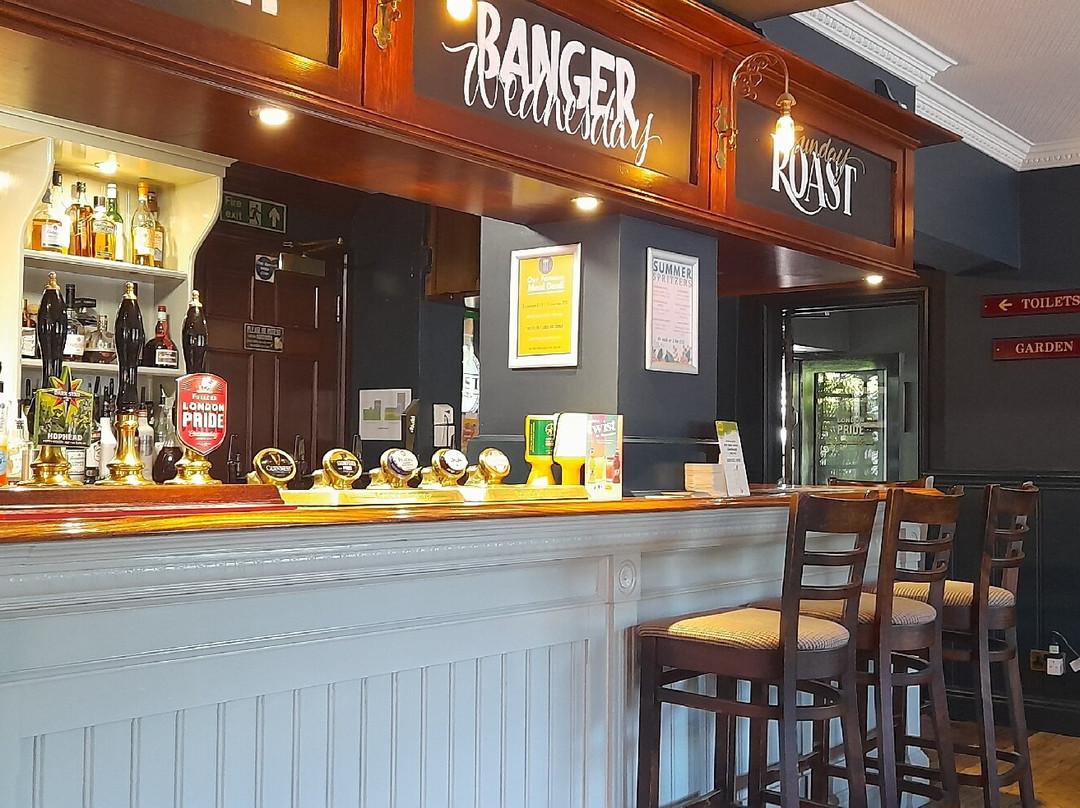 三马蹄酒店主图