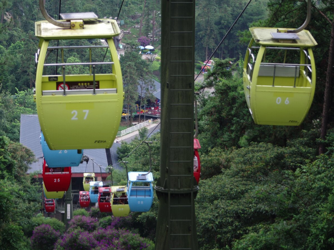 Yunmen Mountain Tourist Resort