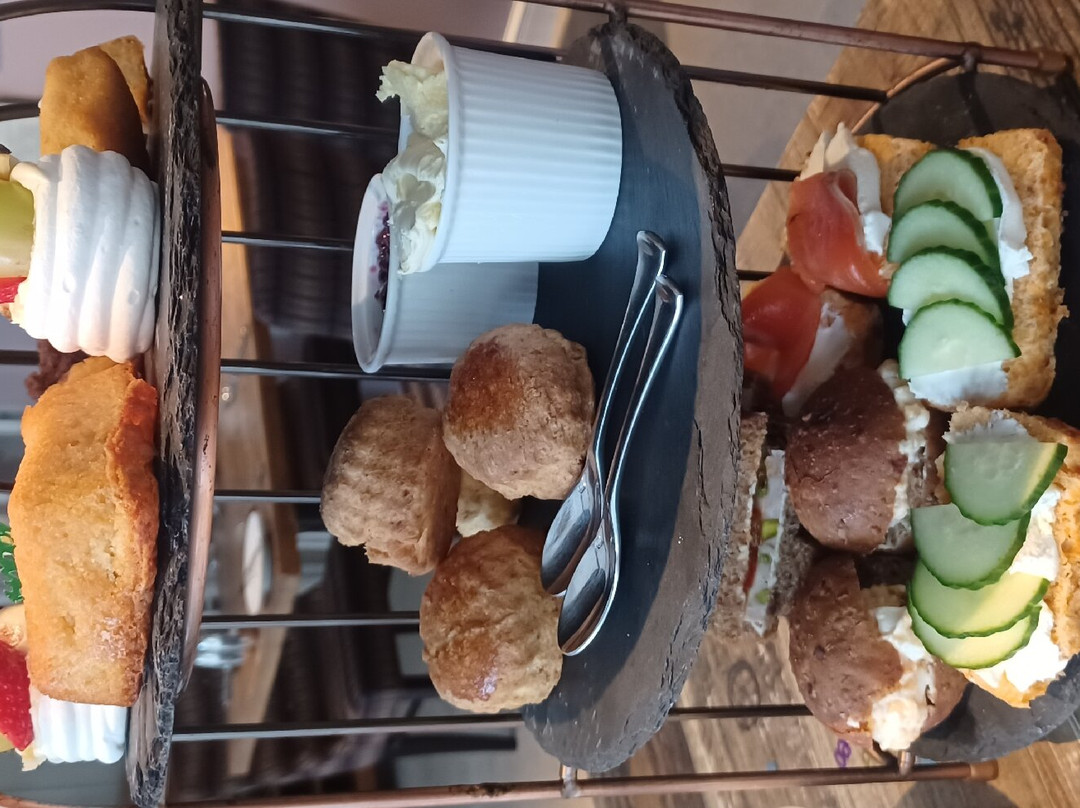 The Salty Monk主图