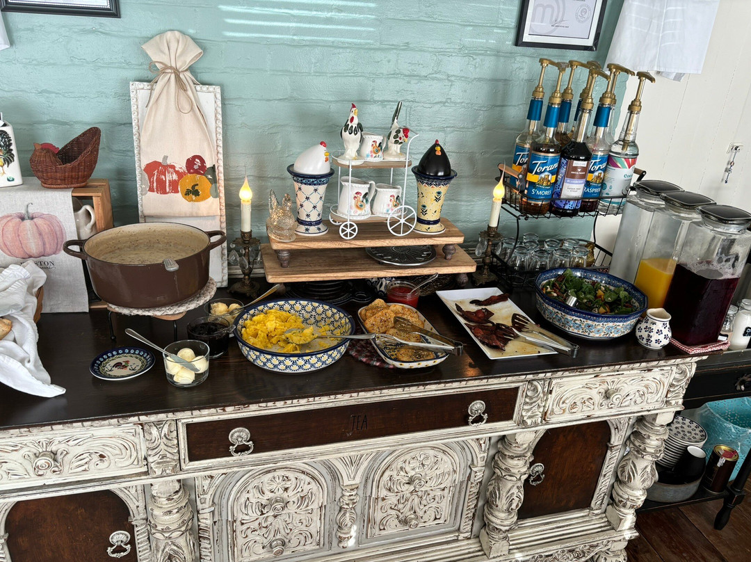 Hatchery House主图