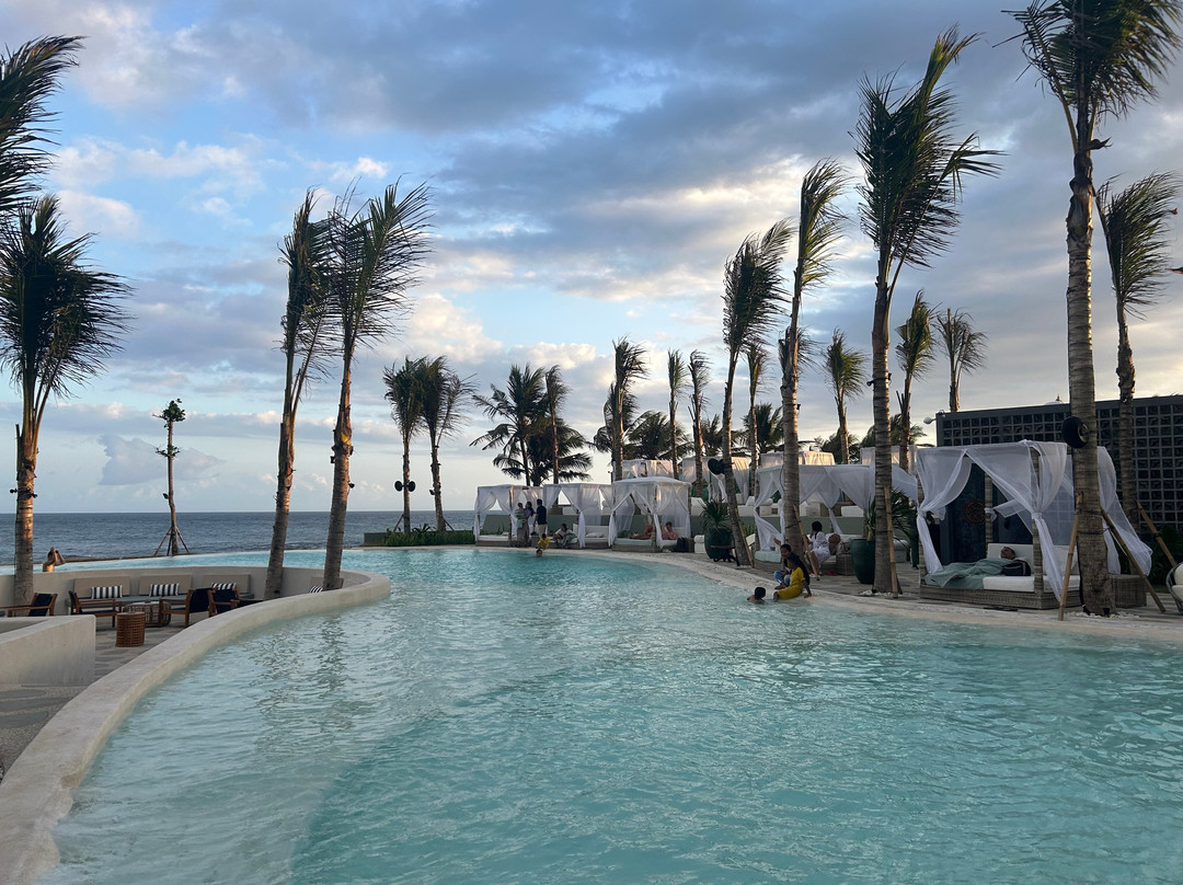 Moonstone Beach Lounge-苏卡瓦堤必去景点