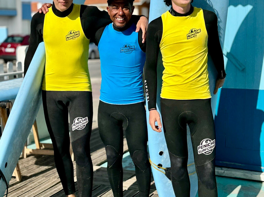 Peniche Surf Camp景点图片