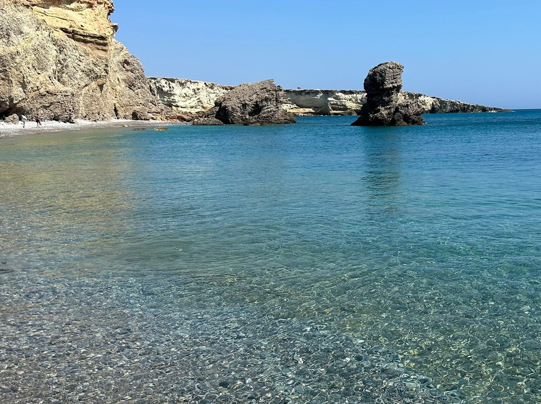 Araki Beach景点图片