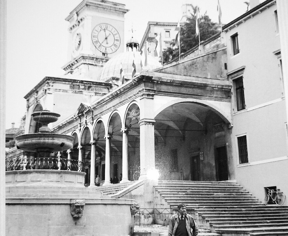 Fontana del Carrara-乌迪内必去景点