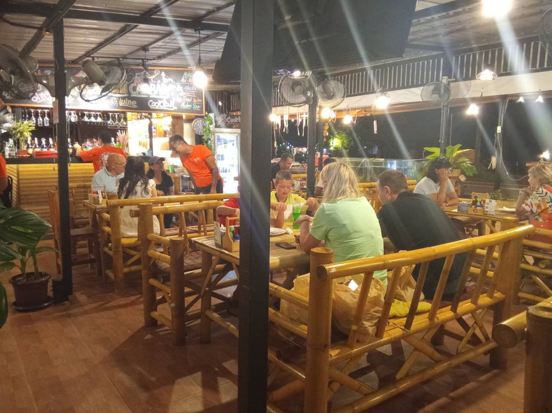 Golden Cat Restaurant