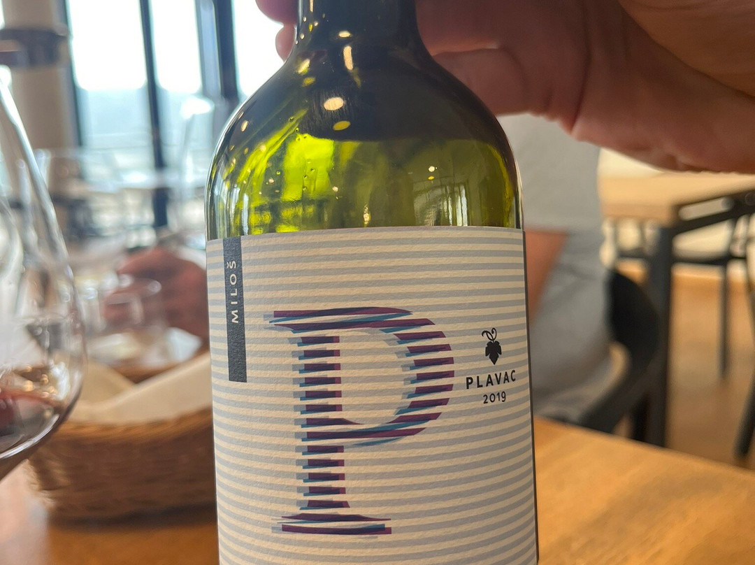Milos Winery景点图片