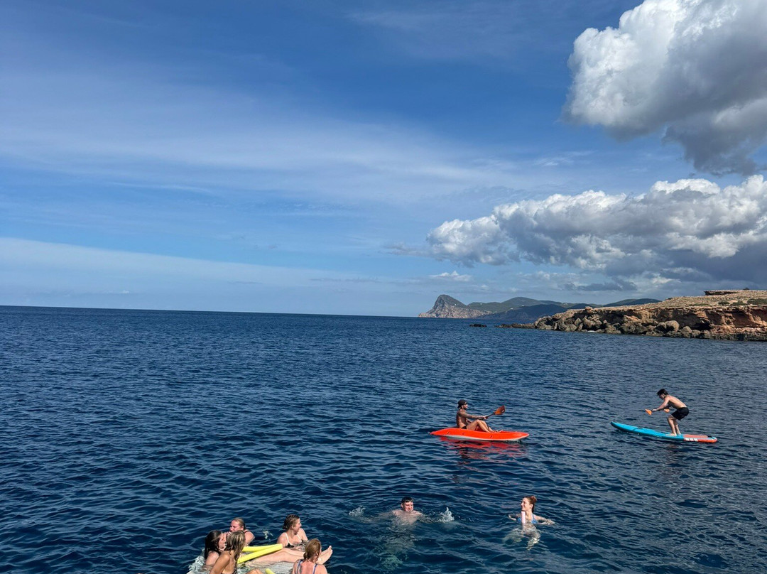 Utopia Ibiza Boat Hire-圣安东尼德波特曼尼必去景点