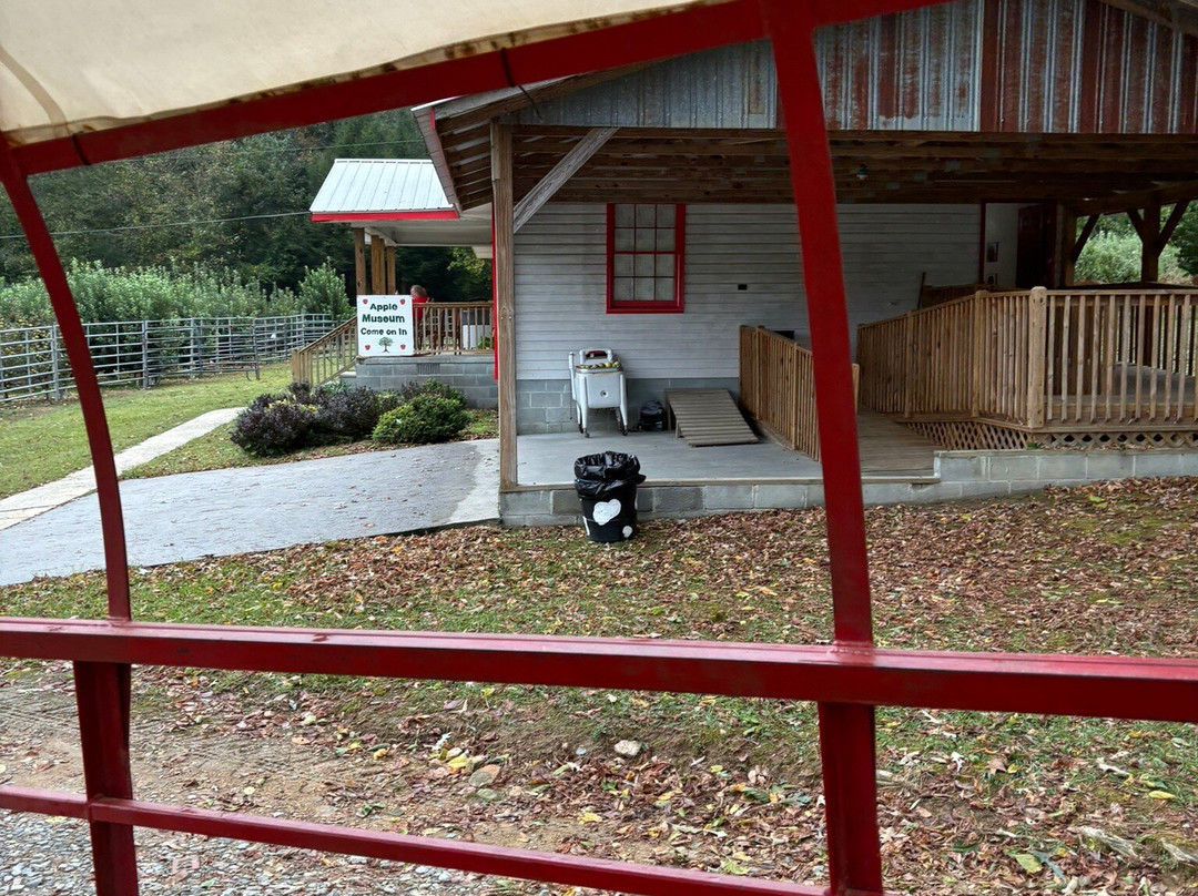 Hillcrest Orchards-Ellijay必去景点