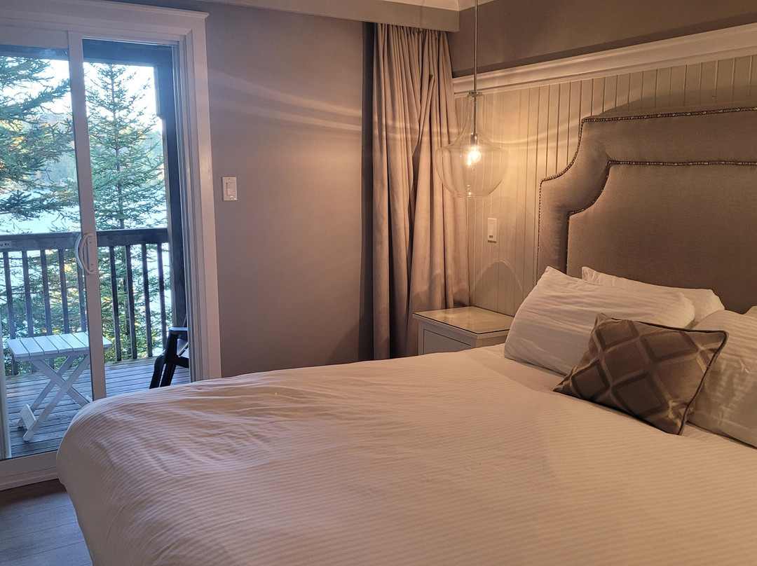 Somerset Lakeside Resort主图